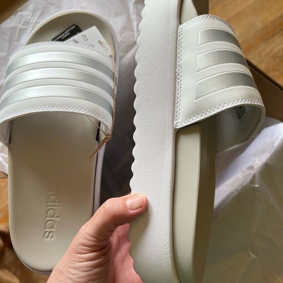 Adidas Platform Adilette Slides - Picture 4 of 8